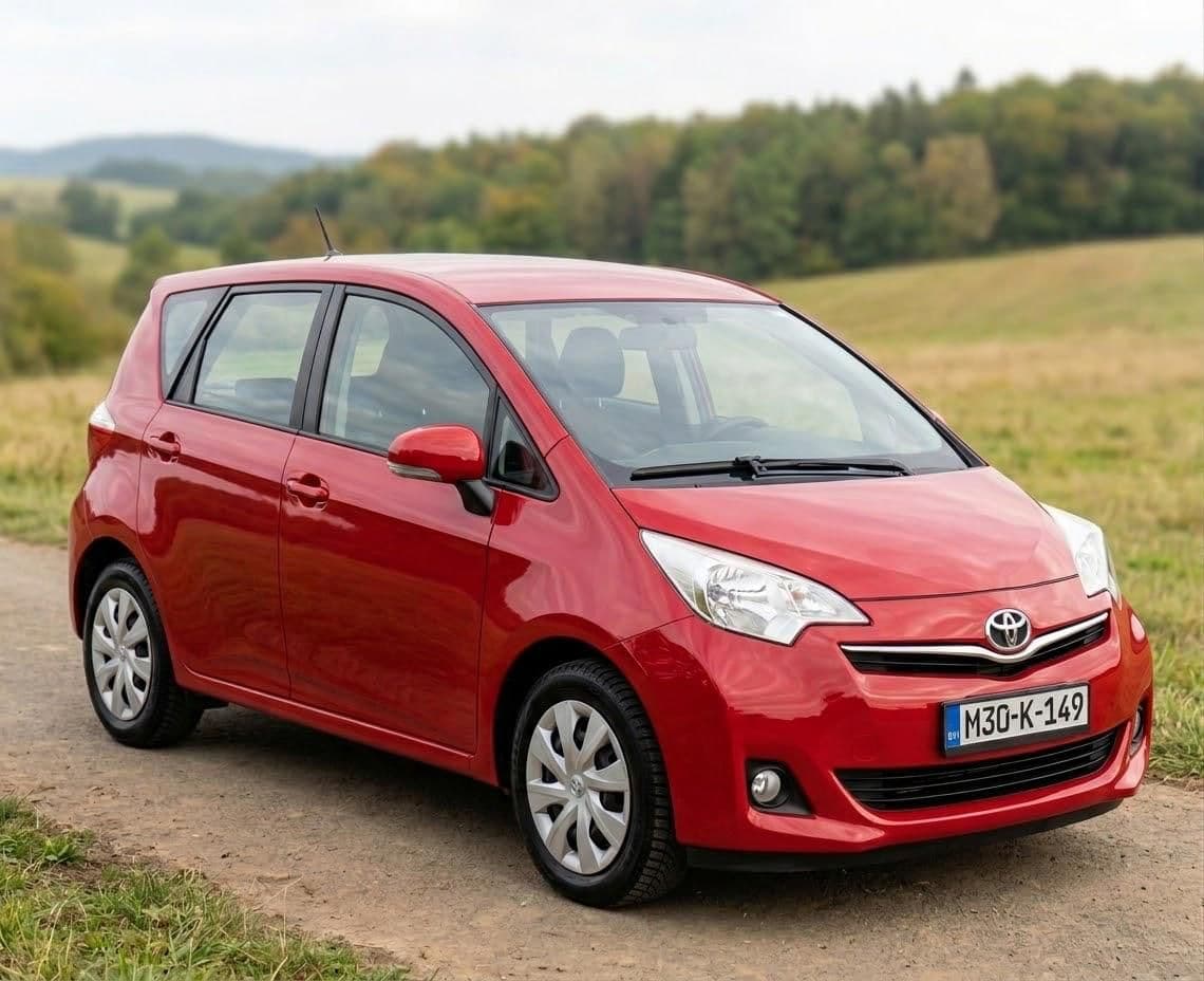 Toyota Verso S 2