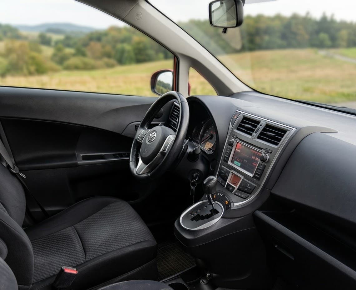 Toyota Verso S 3